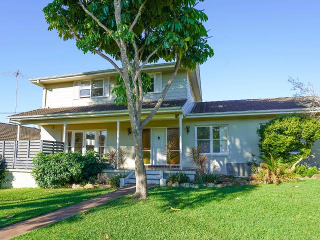 charming, spacious family home!