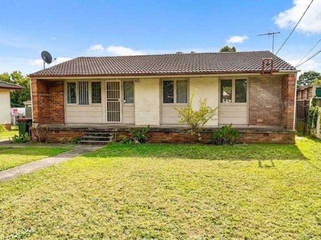 Charming & Spacious Family Home in a Convenient Location