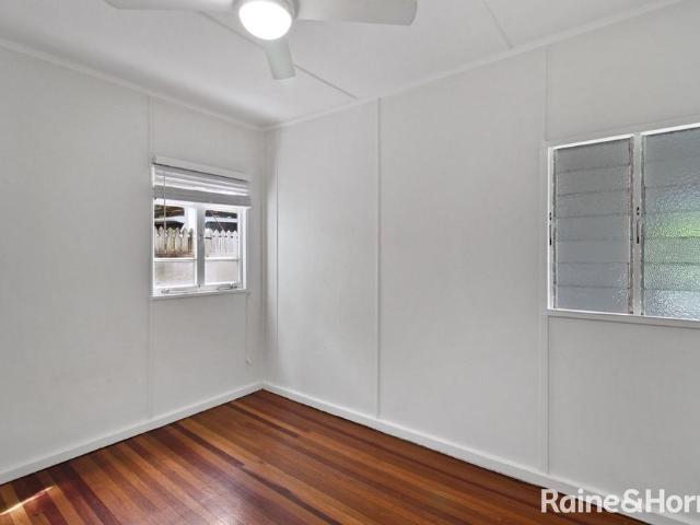 Charming & Spacious Home in a Highly Sought After Toowong Location