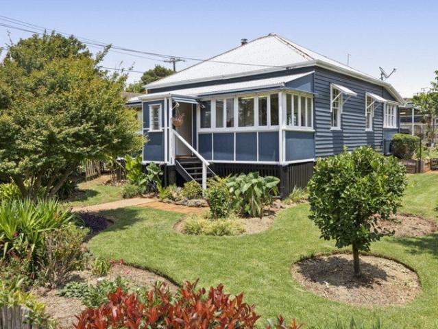 Charming & Spacious Home in Prime South Toowoomba Location