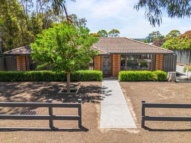 Charming Street Appeal, Smart Layout & Exceptional Convenience