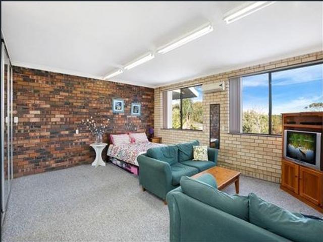 Charming Studio Apartment