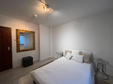 Charming studio in central and quiet location, Essen Amsterdam Apartments for Rent