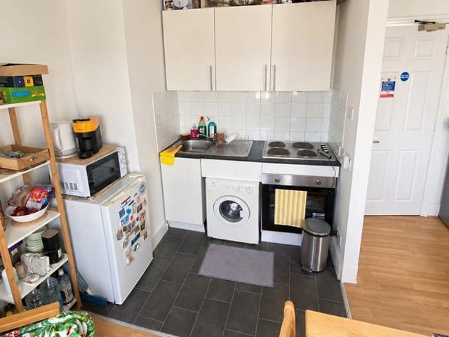 Charming Studio in NW2 available in NOW
