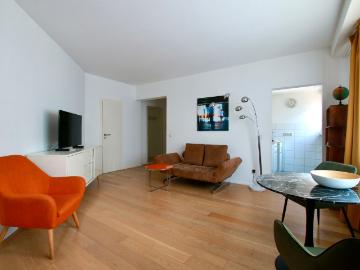 Charming studio in the Belgian Quarter, Koln Amsterdam Apartments for Rent