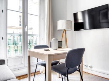 Charming Studio in the Heart of Paris!
