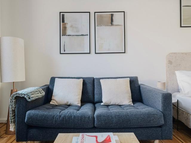 Charming Studio in Vibrant Neukölln, Berlin Amsterdam Apartments for Rent