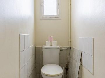 Charming Studio with Elevator in the Heart of the 10th Arrondissement