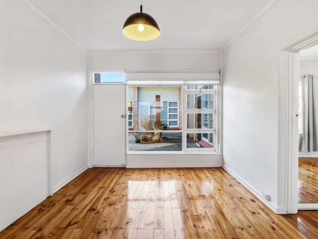 Charming studio unit in the heart of Clarence Park