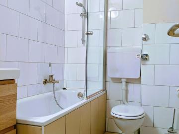 Charming, stylish temporary apartment in the heart of Stuttgart, Stuttgart Amsterdam Apartments for Rent