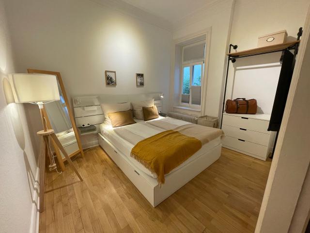 Charmingly furnished 1 bed apartment in Uhlenhorst