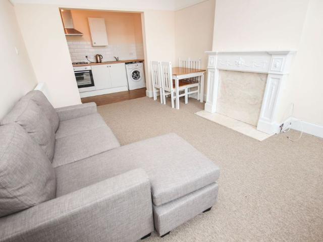 Charminster Road, Bournemouth, BH8
