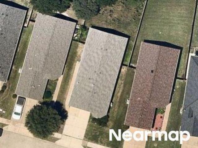 Charmion Ln