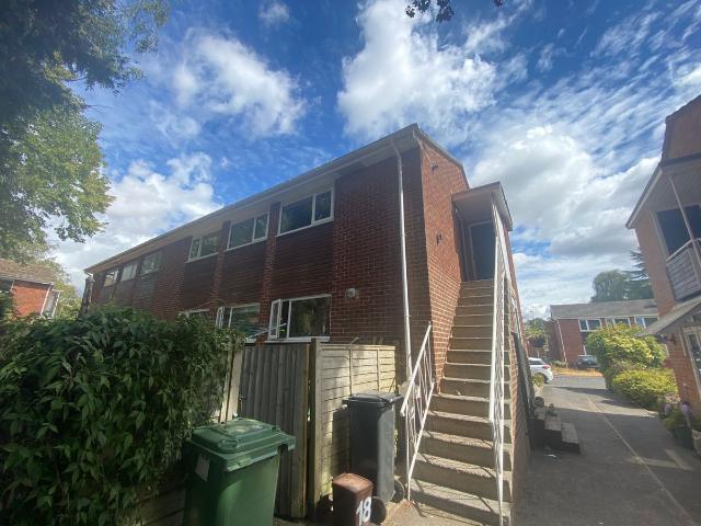 Charnwood Close, Chandlers Ford SO53, 2 bed flat to rent, £1,300 pcm | PrimeLocation