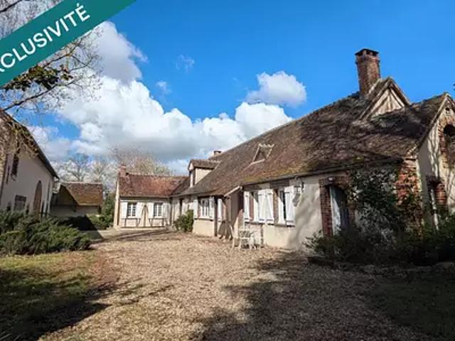 Charny Orée de Puisaye 89120 Achat / Vente maison 7 pièces t7 piscine terrasse