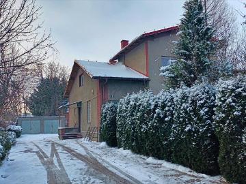 Wynajem biur i lokali w centrum Charsznicy, 281 m2