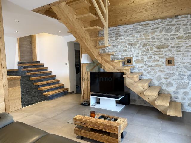CHARQUEMONT MAGNIFIQUE APPARTEMENT