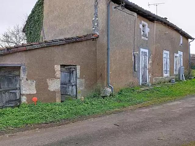 Charras 16380 Achat / Vente maison 3 pièces t3