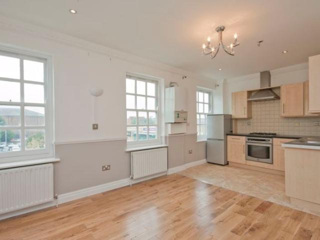Charrington House, Cephas Avenue, London E1, 2 bed flat to rent, £2,300 pcm | PrimeLocation