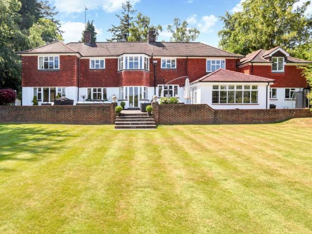 Chart Lane Brasted Chart TN16 5 bed detached house to rent £6,500 pcm £1,500 pw