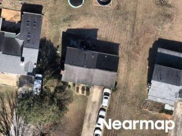 Charter Oaks Ln