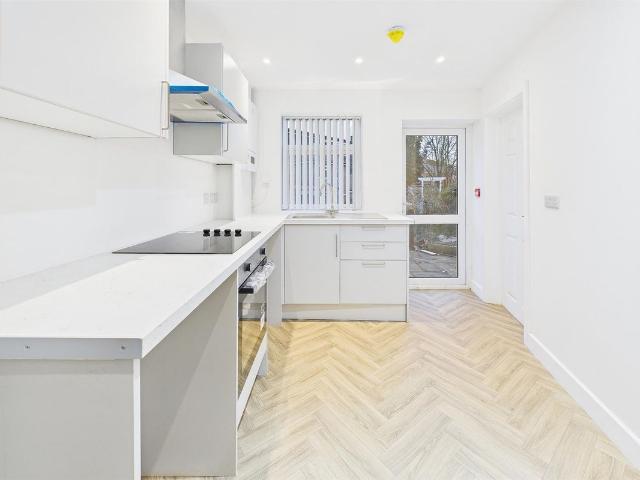 Charter Avenue, Canley, Coventry CV4, 2 bed flat to rent, £1,450 pcm | PrimeLocation