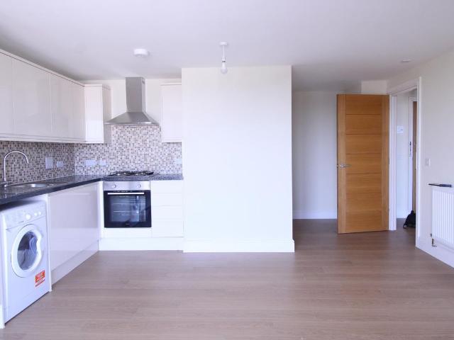 Charter House, 450 High Road IG1, 1 bed flat to rent, £1,475 pcm | PrimeLocation