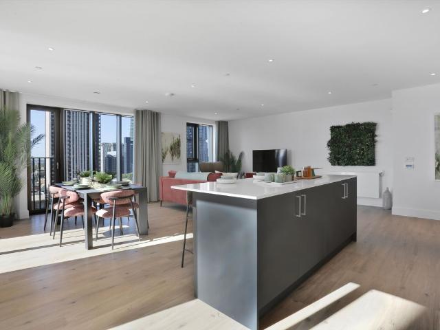 Charter Street, Canary Wharf, London E22, 3 bed flat to rent, £5,757 pcm | PrimeLocation