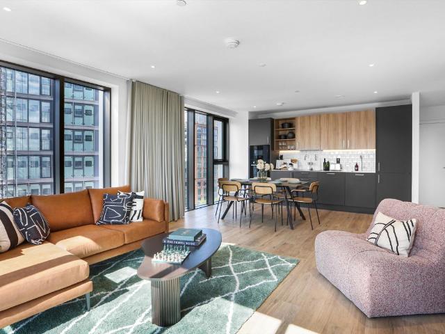Charter Street, London E22, 2 bed flat to rent, £3,632 pcm | PrimeLocation