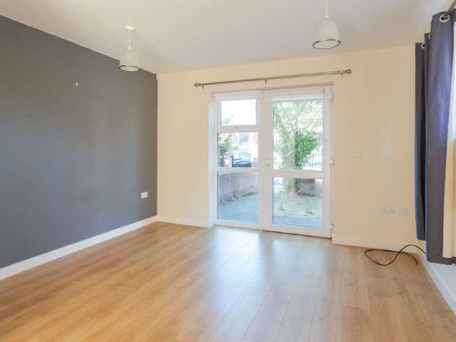 Charter Way, Wallingford, Oxfordshire, OX10