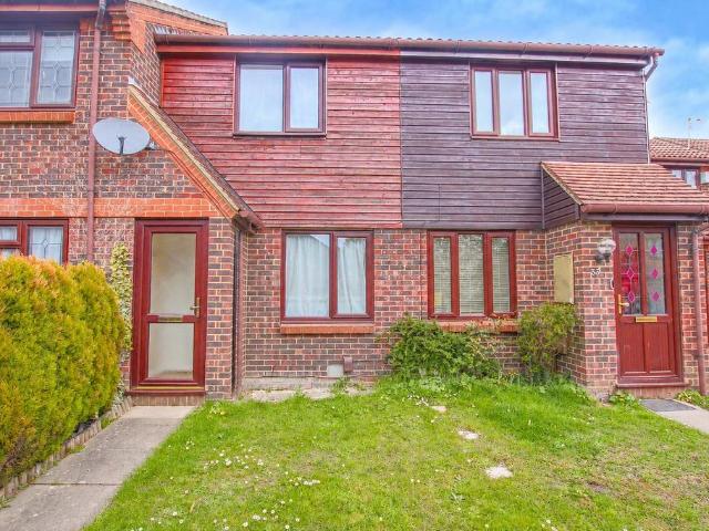 Charterhouse Close, Bracknell, RG12 2 bed terraced house to rent £1,350 pcm £312 pw