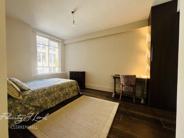 Charterhouse Square, LONDON EC1M 1 bed apartment to rent £2,000 pcm £462 pw