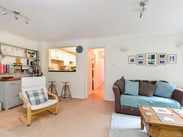 Charterhouse Road, Godalming 2 bedrooms Property for lettings Seymours
