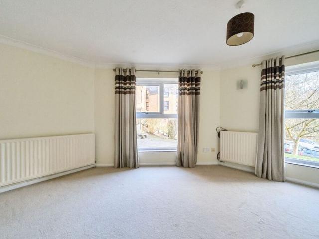 Charterhouse Road, Godalming, GU7
