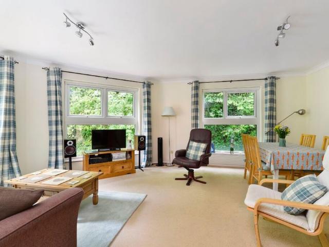 Charterhouse Road, Godalming, GU7