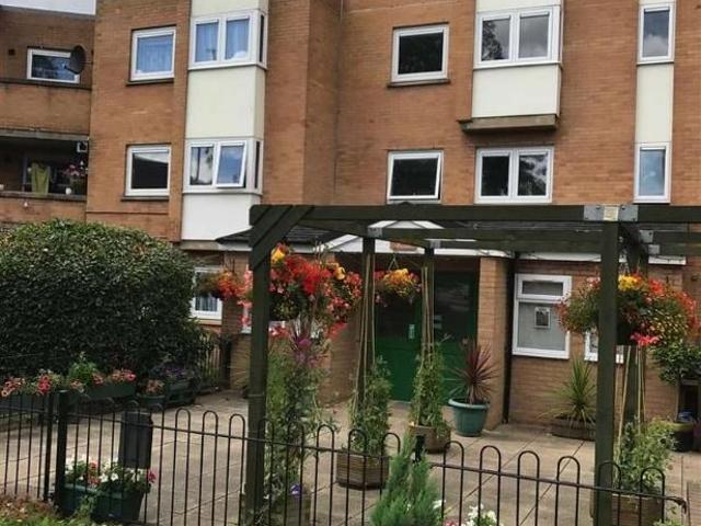 Charteris Close, Loughborough, LE11