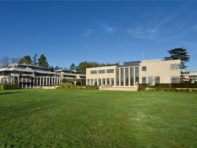 Charters Road, Ascot, Berkshire, SL5 2 bed apartment to rent £7,000 pcm £1,615 pw