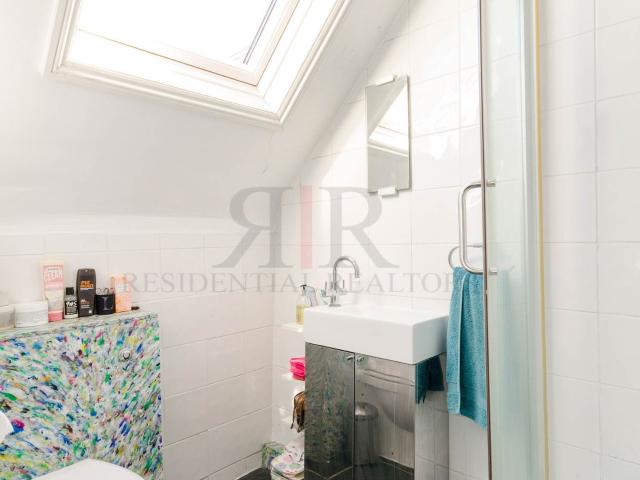 Chartfield Avenue, London, Sw15