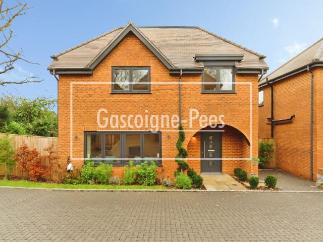 Chartland Close, Leatherhead KT23, 5 bed property to rent, £4,300 pcm | PrimeLocation
