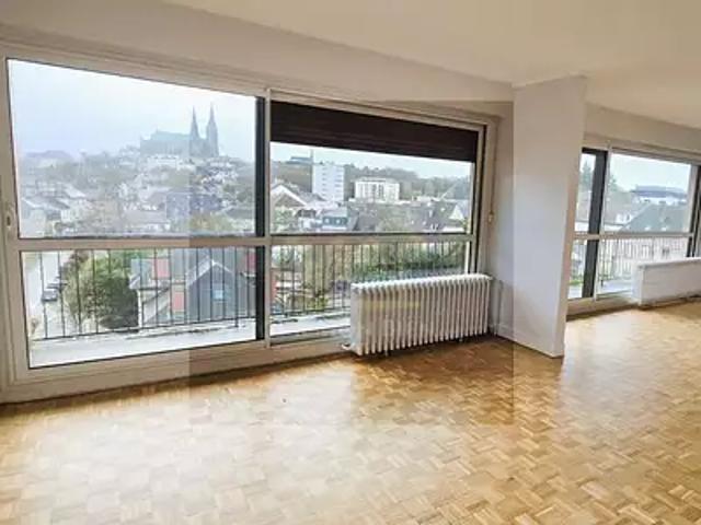Chartres 28000 Achat / Vente appartement 4 pièces t4 au dernier étage cave