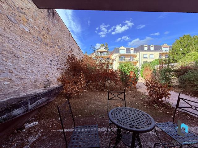 CHARTRES CENTRE VILLE, Appartement T1 avec jardinet
