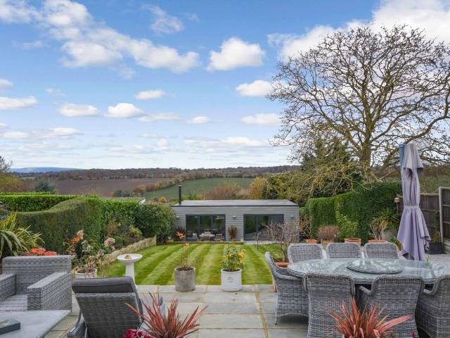 Chartridge Lane, Chesham, Buckinghamshire HP5, 3 bed detached house to rent, £3,500 pcm | PrimeLocation