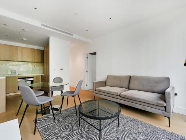 Chartwell House, Prince of Wales. 1 bed apartment to rent £3,467 pcm £800 pw