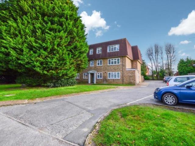Chartwell, Woking GU22 1 bed apartment to rent £1,295 pcm £299 pw