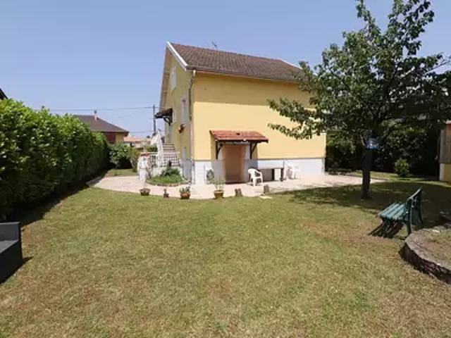 Charvieu Chavagneux 38230 Achat / Vente maison 6 pièces t6 terrasse balcon