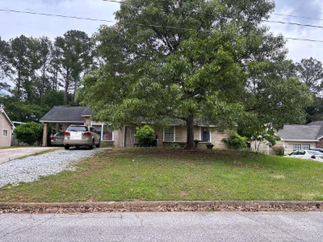 Chase Woods Dr