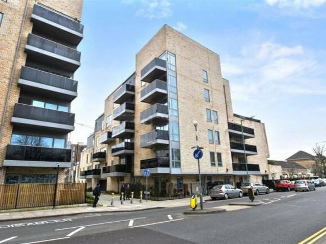 Chase House, London NW6 2 bed flat to rent £2,750 pcm £635 pw
