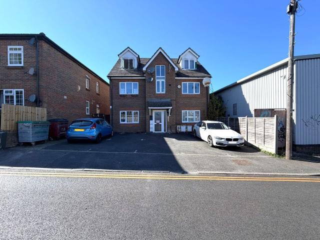 Chase Street, Luton LU1, 1 bed flat to rent, £950 pcm | PrimeLocation