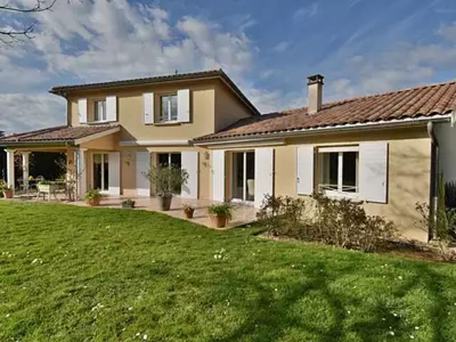 Chasselay 69380 Achat / Vente maison 6 pièces t6 jardin terrasse