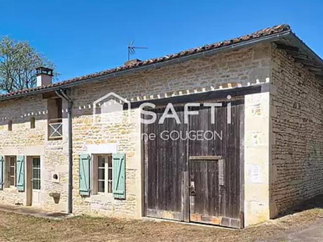 Chassiecq 16350 Achat / Vente maison 8 pièces t8